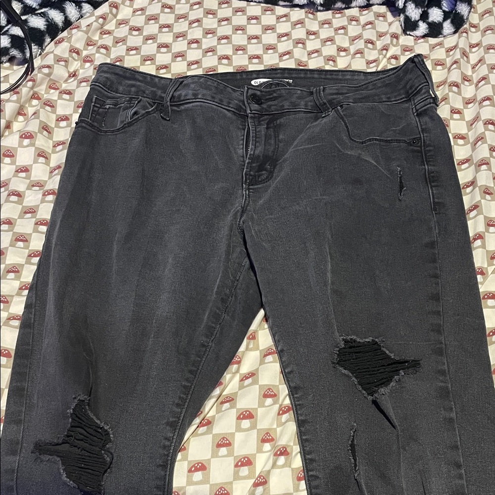 Old Navy Women's Charcoal Distressed Skinny Jeans